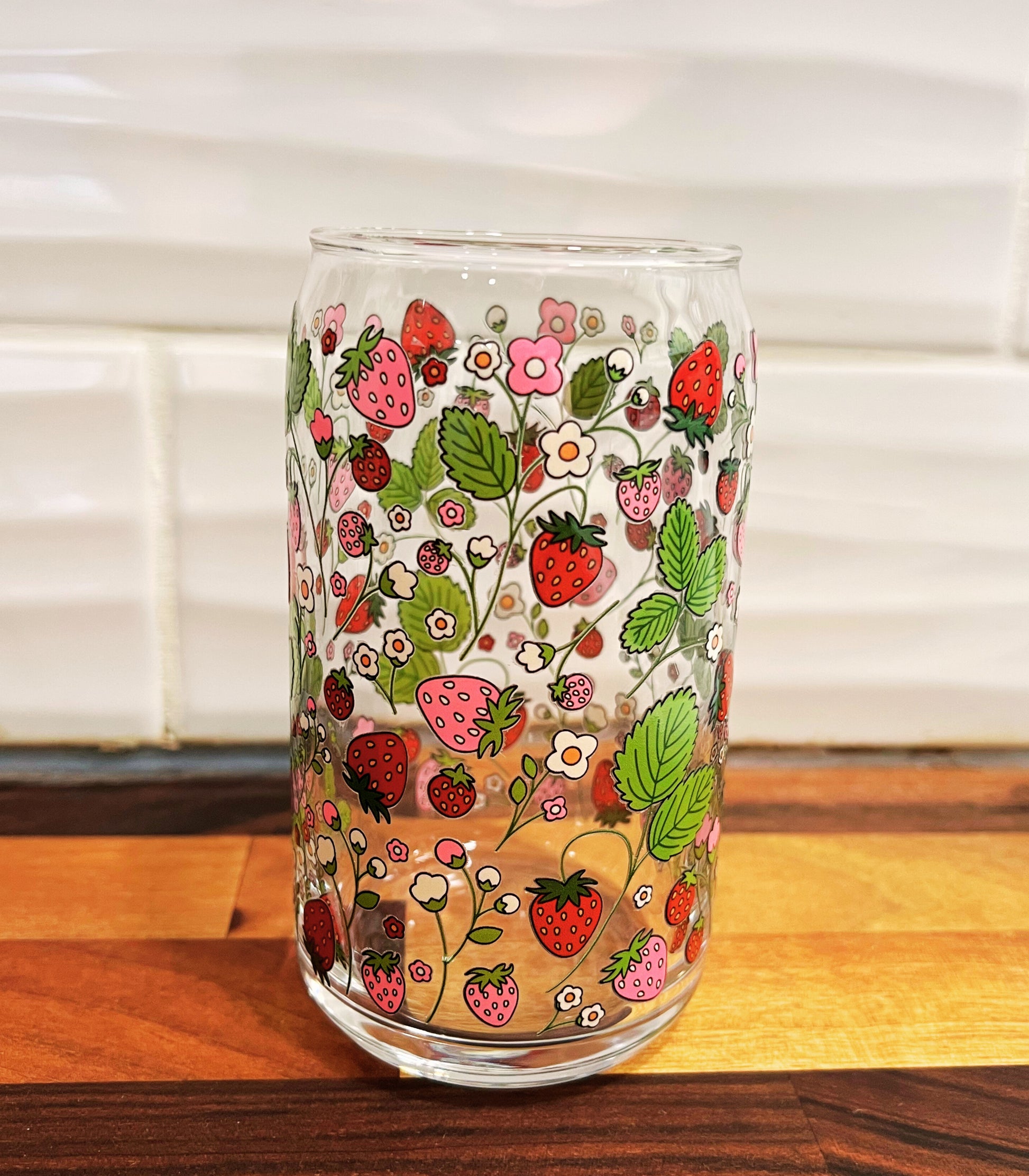 Tangled Berry Glass Tumbler with Lid and Straw